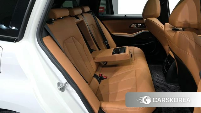 BMW 3 Series (G20) 2025 Белый из Кореи, фото 3