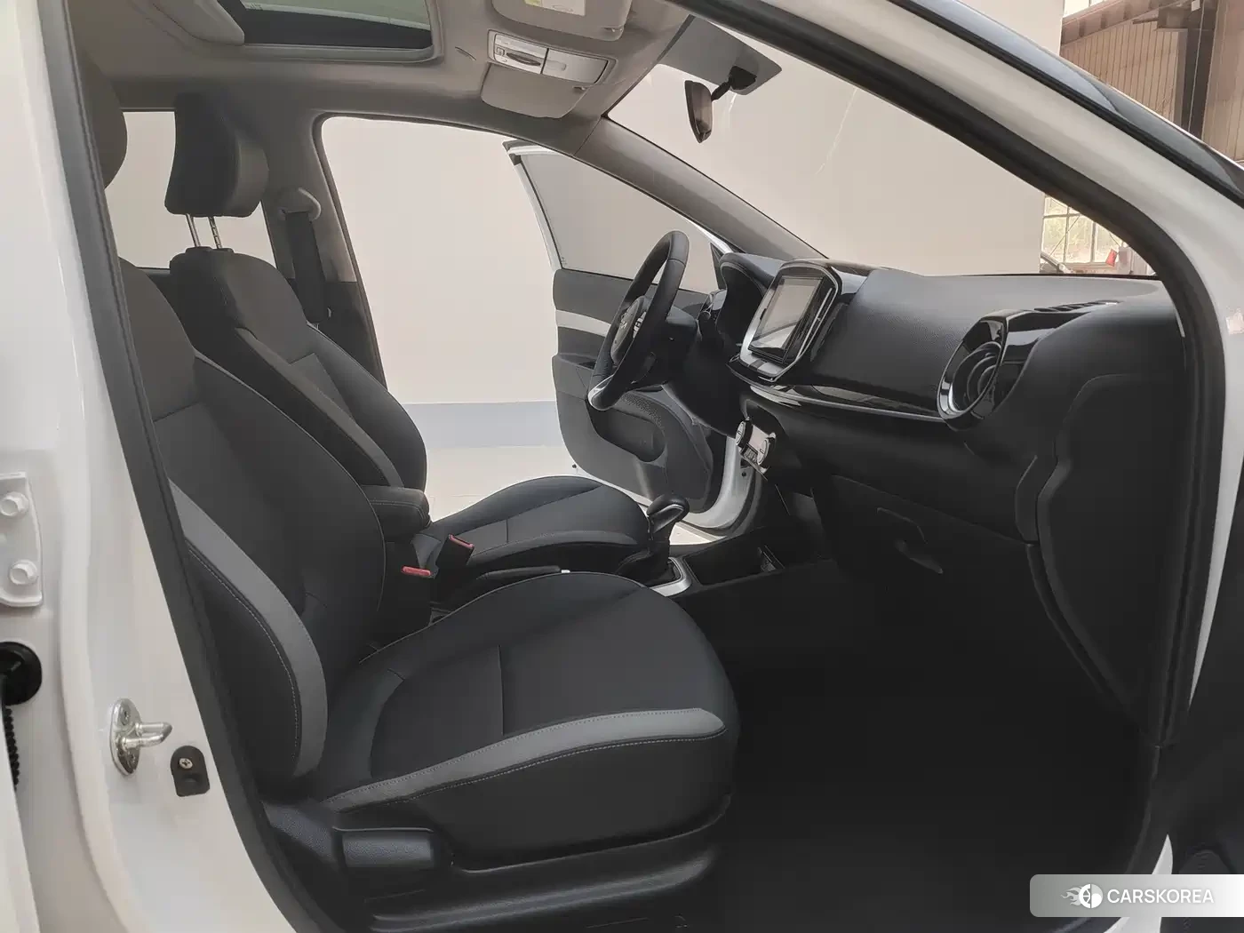 Kia Yi Ran 2023 Белый из Китая, фото 3
