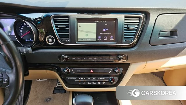 Kia The New Carnival 2019 Черный из Кореи, фото 3
