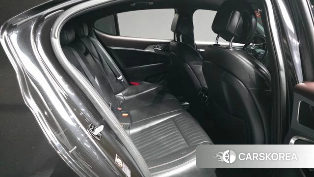 Genesis G70 2018 Черный из Кореи, фото 3