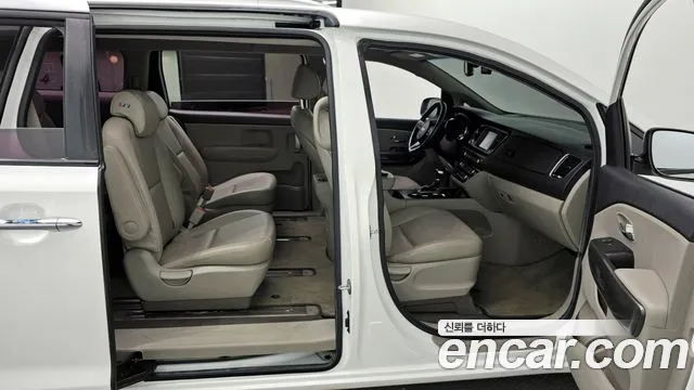 Kia The New Carnival 2018 Белый из Кореи, фото 3