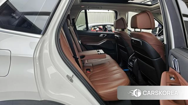 BMW X5 (G05) 2023 Белый из Кореи, фото 3