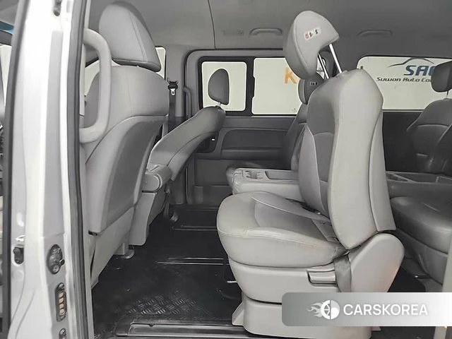 Hyundai The New Grand Starex 2018 Серебряный из Кореи, фото 3