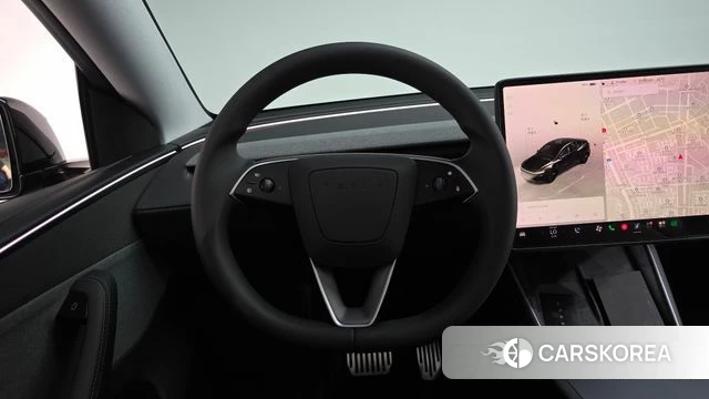 Tesla Model Y 2025 Черный из Кореи, фото 3