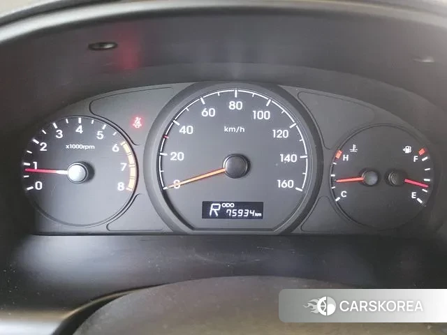 Hyundai The New Grand Starex 2018 Желтый из Кореи, фото 3