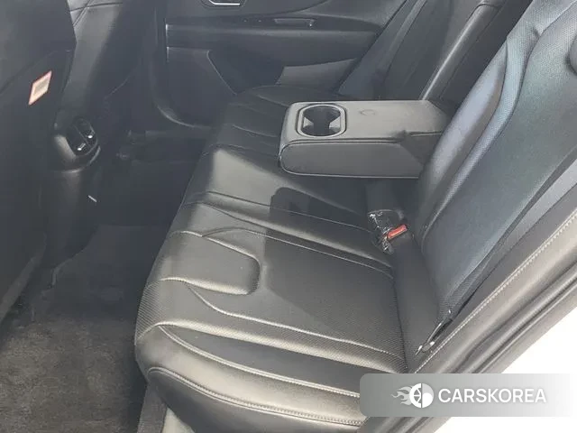 Hyundai The New Avante (CN7) 2023 Белый из Кореи, фото 3