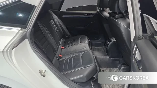 Volkswagen Arteon 2019 Белый из Кореи, фото 3