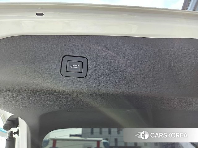 Chevrolet (GM Daewoo) Trax Crossover 2024 Белый из Кореи, фото 3