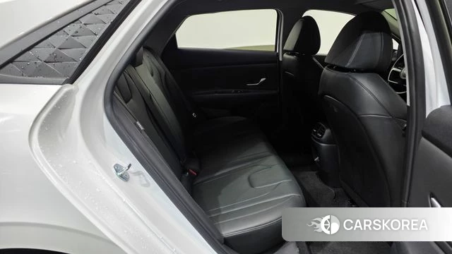 Hyundai The New Avante (CN7) 2025 Белый из Кореи, фото 3