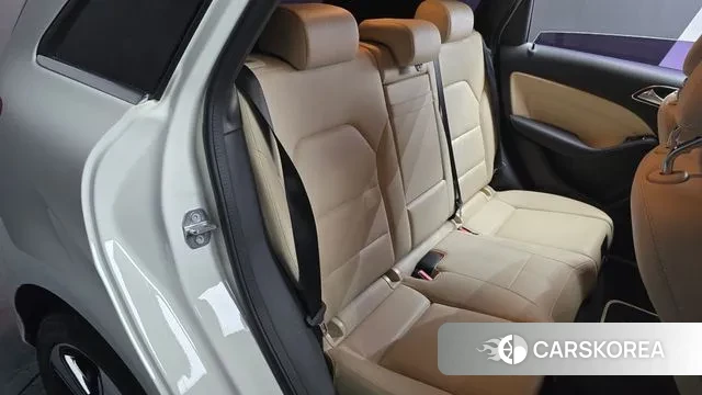 Mercedes-Benz B-Class W246 2018 Белый из Кореи, фото 3