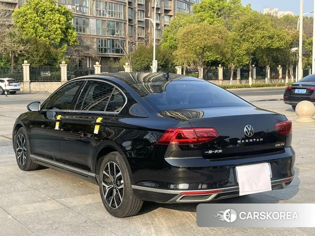Volkswagen Magotan 2022 Черный из Китая, фото 3