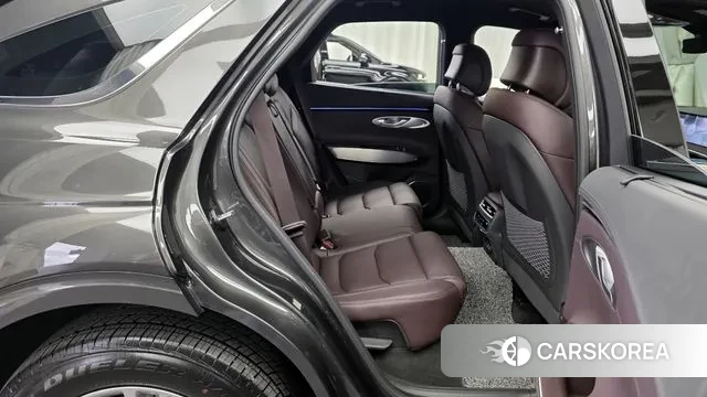 Genesis GV70 2024 Серый из Кореи, фото 3