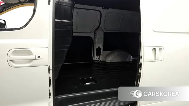 Hyundai The New Grand Starex 2019 Белый из Кореи, фото 3