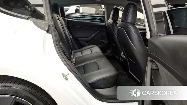 Tesla Model 3 2022 Белый из Кореи, фото 3