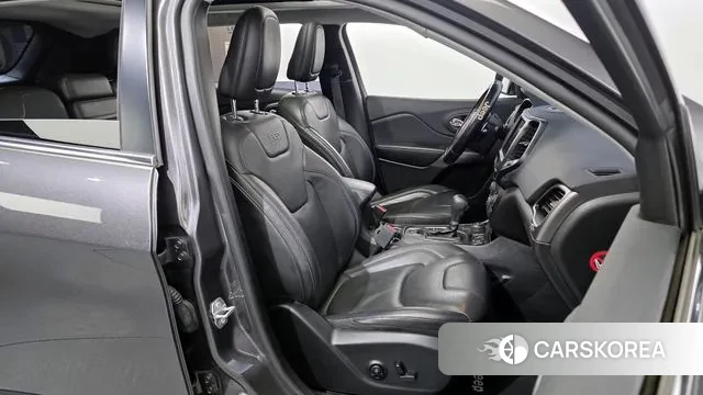 Jeep Cherokee (KL) 2018 Серый из Кореи, фото 3