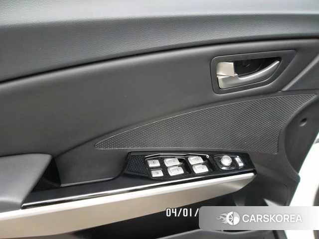 Ssangyong Tivoli Armor 2018 Белый из Кореи, фото 3