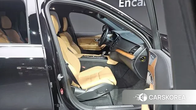 Volvo XC90 second Generation 2018 Черный из Кореи, фото 3
