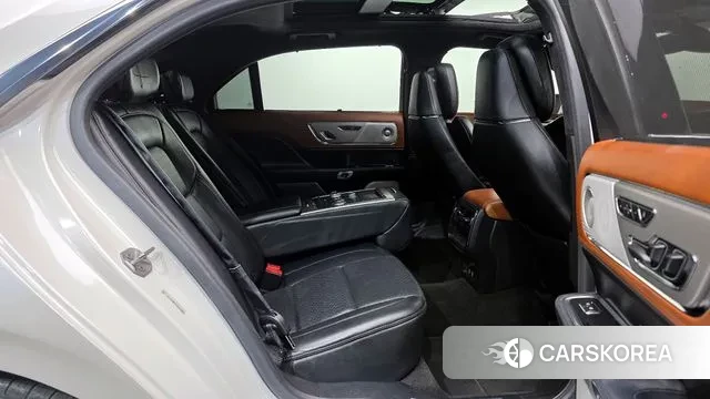 Lincoln Continental 10th Generation 2018 Белый из Кореи, фото 3