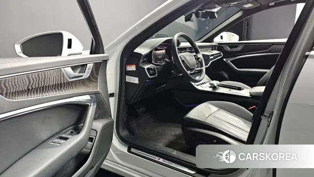 Audi A6 (C8) 2023 Белый из Кореи, фото 3