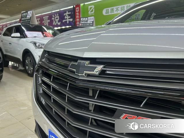 Chevrolet Explorer 2018 Серебристо-серый из Китая, фото 3
