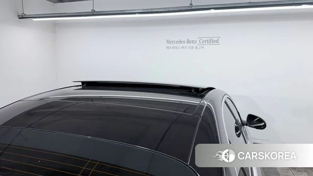 Mercedes-Benz C-Class W206 2023 Черный из Кореи, фото 3