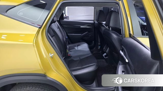 Kia The New Seltos 2023 Желтый из Кореи, фото 3