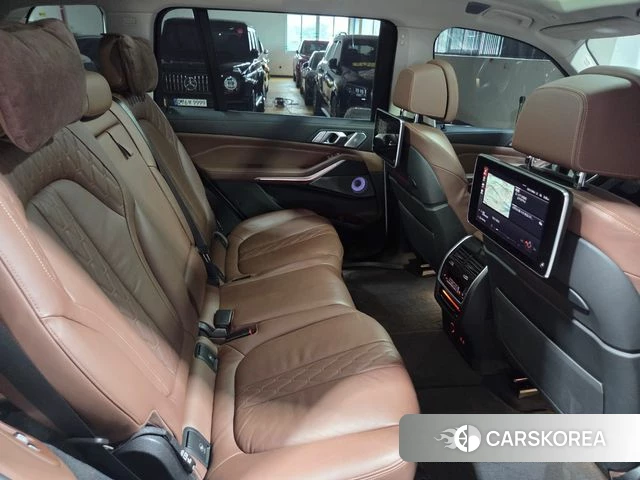 BMW X7 (G07) 2021 Белый из Кореи, фото 3
