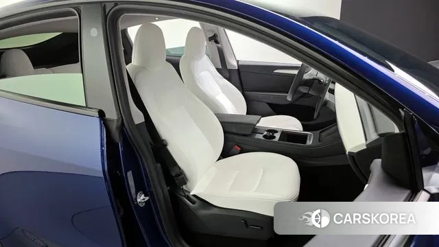 Tesla Model Y 2024 Синий из Кореи, фото 3