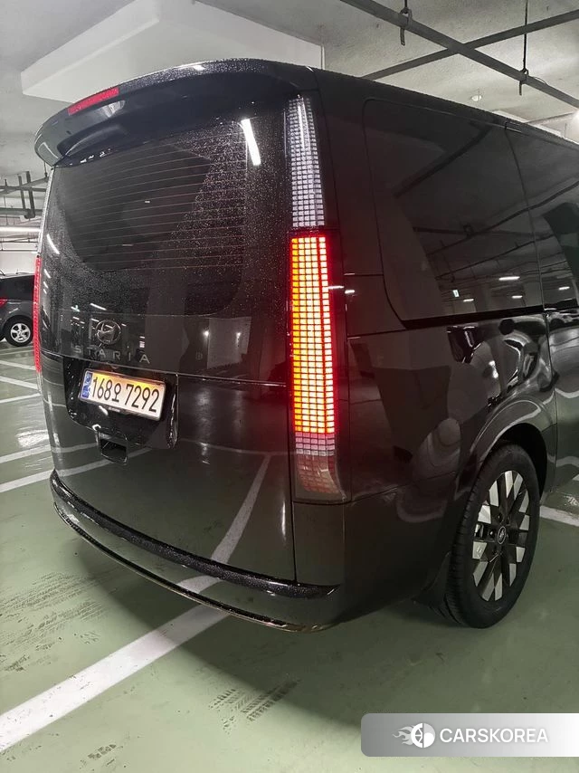 Hyundai Staria 2024 Черный из Кореи, фото 3