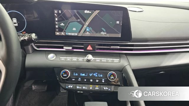 Hyundai The New Avante (CN7) 2024 Белый из Кореи, фото 3