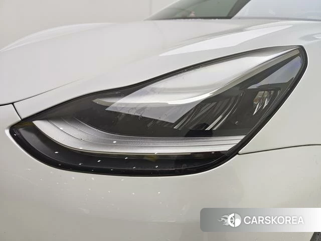Tesla Model 3 (imported) 2019 Белый из Китая, фото 3