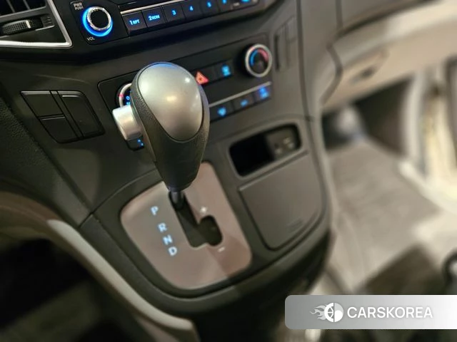 Hyundai The New Grand Starex 2020 Белый двухцветный из Кореи, фото 3
