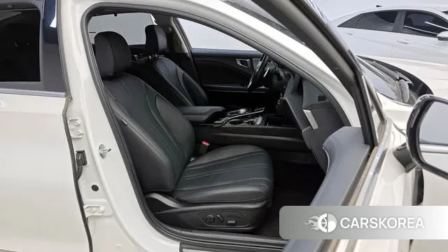 Kia K8 2023 Белый из Кореи, фото 3