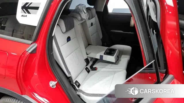 Mini Cooper S Countryman 3rd Generation 2025 Красный из Кореи, фото 3