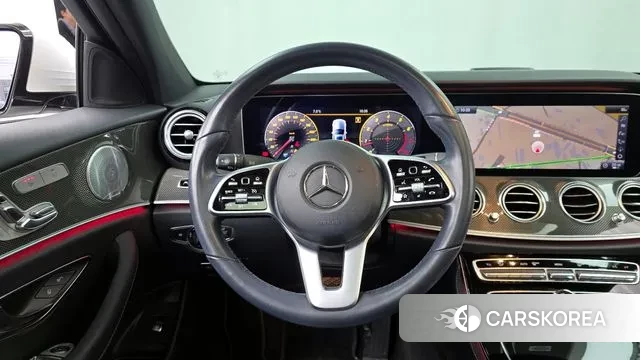 Mercedes-Benz E-Class W213 2019 Белый из Кореи, фото 3