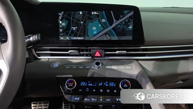 Hyundai The New Avante (CN7) 2025 Серебристо-серый из Кореи, фото 3