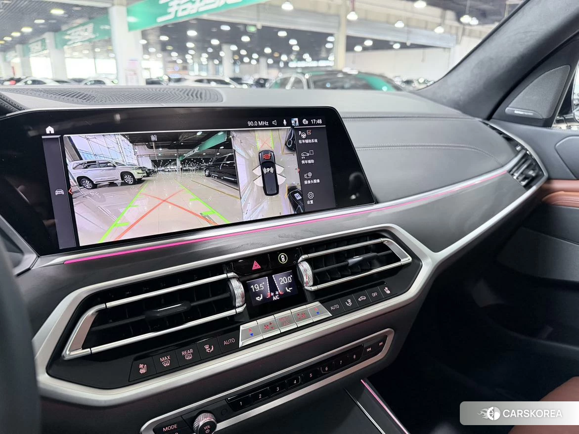 BMW X7 2021 Черный из Китая, фото 3