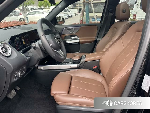 Mercedes-Benz GLB 2023 Черный из Китая, фото 3