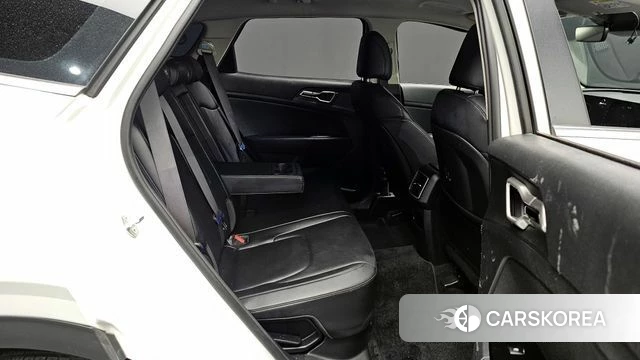 Kia Sportage 5th Generation Hybrid 2022 Белый из Кореи, фото 3