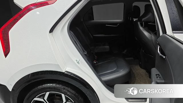 Kia Di Ol Nu Niro 2022 Белый из Кореи, фото 3