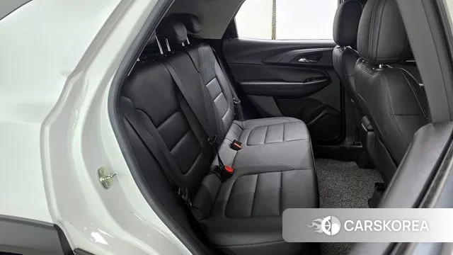 Chevrolet (GM Daewoo) Trailblazer 2021 Белый из Кореи, фото 3