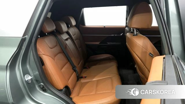 Ssangyong Torres 2023 Темно-зеленый из Кореи, фото 3