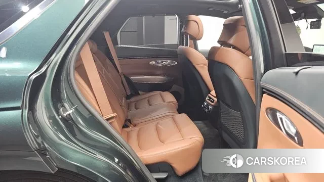 Genesis GV70 2021 Зеленый из Кореи, фото 3