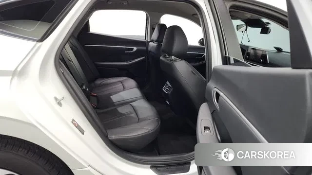 Hyundai Sonata Hybrid (DN8) 2021 Белый из Кореи, фото 3