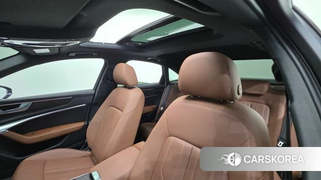 Audi A6 (C8) 2023 Синий из Кореи, фото 3