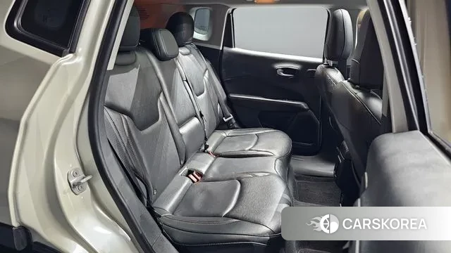 Jeep Compass 2nd Generation 2018 Белый из Кореи, фото 3