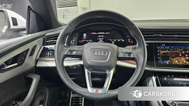 Audi Q8 (4M) 2021 Белый из Кореи, фото 3