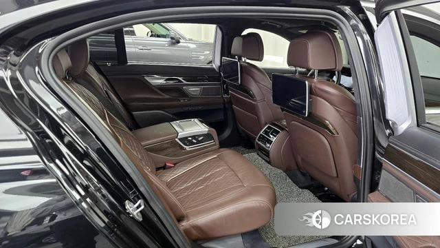 BMW 7 Series (G11) 2019 Черный из Кореи, фото 3