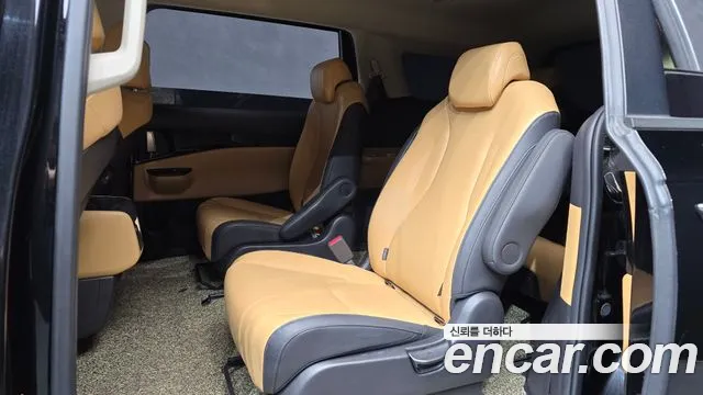 Kia Carnival 4th generation 2023 Черный из Кореи, фото 3