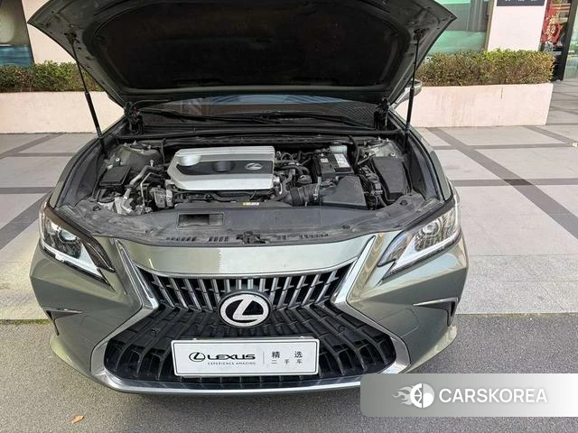 Lexus ES 2022 Зеленый из Китая, фото 3